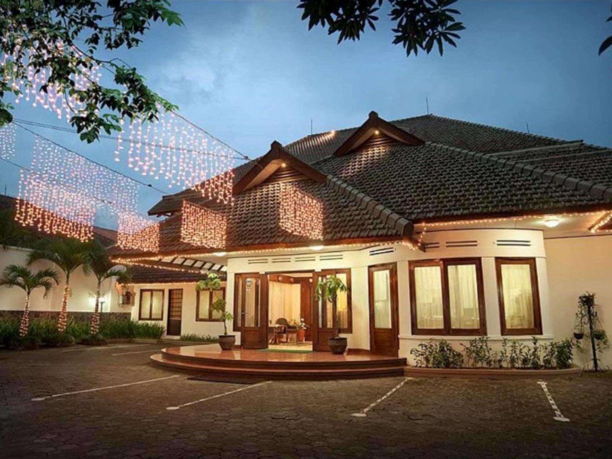 Paniisan Hotel Bandung Kültér fotó